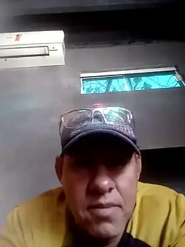 Snapshot of will1980 chatting on 01-15-26, 11:59 will1980 online show from 01-15-26, 11:59
