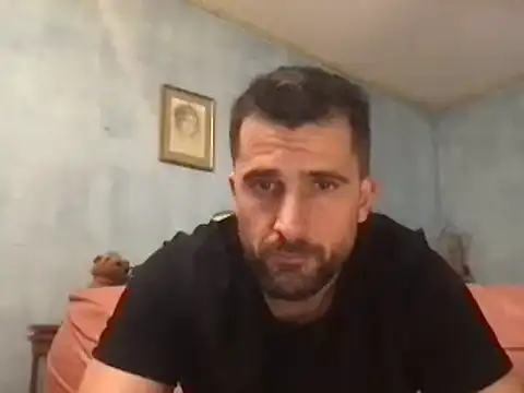 Snapshot of alex877x chatting on 01-13-25, 08:48 alex877x online show from 01-13-25, 08:48