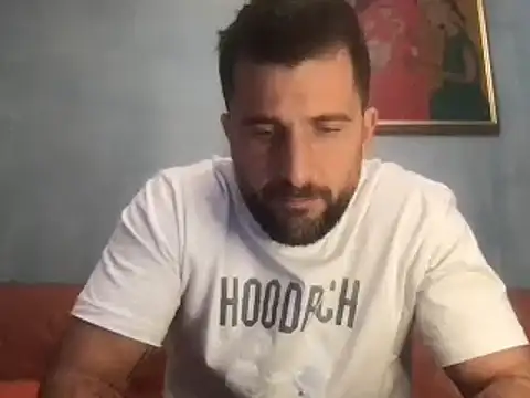 Snapshot of alex877x chatting on 01-17-25, 12:52 alex877x online show from 01-17-25, 12:52