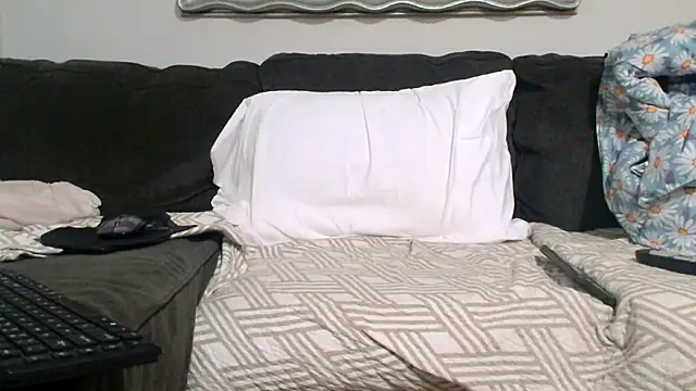 Snapshot of Badcuzwefun187 chatting on 04-30-26, 05:52 Badcuzwefun187 online show from 04-30-26, 05:52