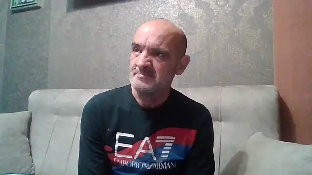 Snapshot of skorpibg65 chatting on 03-11-26, 04:24 skorpibg65 online show from 03-11-26, 04:24