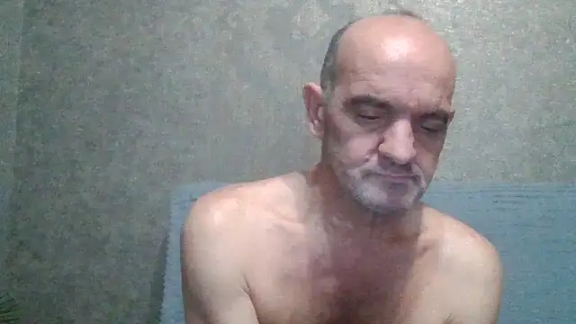 Snapshot of skorpibg65 chatting on 04-16-26, 09:39 skorpibg65 online show from 04-16-26, 09:39