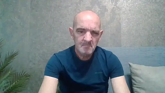 Snapshot of skorpibg65 chatting on 04-21-26, 02:23 skorpibg65 online show from 04-21-26, 02:23