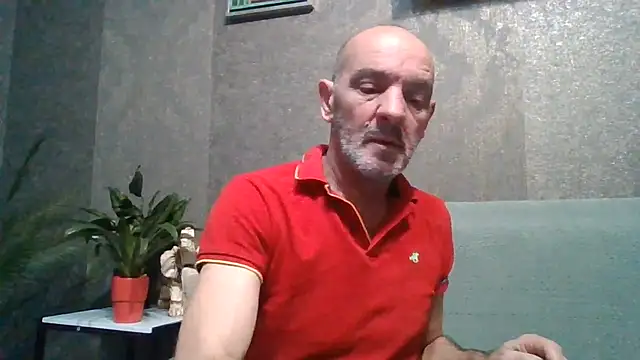 Snapshot of skorpibg65 chatting on 06-15-26, 05:48 skorpibg65 online show from 06-15-26, 05:48