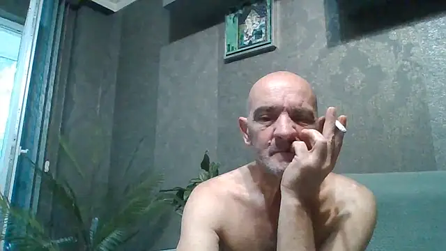 Snapshot of skorpibg65 chatting on 07-01-26, 01:45 skorpibg65 online show from 07-01-26, 01:45