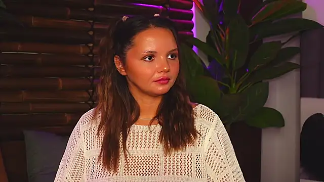 Snapshot of CelesteBailey chatting on 03-13-25, 10:15 CelesteBailey online show from 03-13-25, 10:15