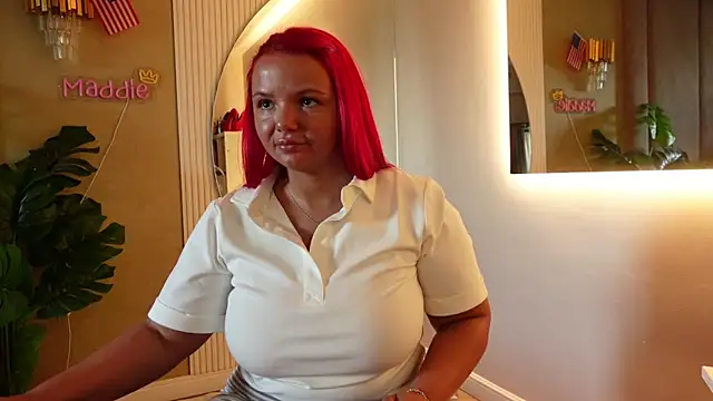 Snapshot of CelesteBailey chatting on 05-16-26, 04:09 CelesteBailey online show from 05-16-26, 04:09