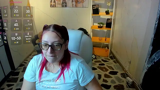 Snapshot of NiickyJones chatting on 10-11-25, 09:02 NiickyJones online show from 10-11-25, 09:02