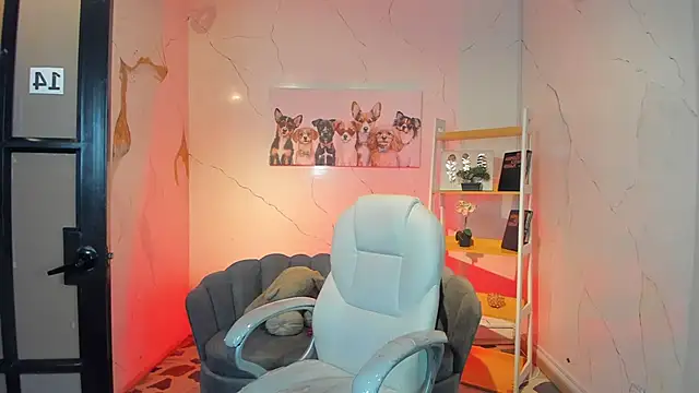 Snapshot of NiickyJones chatting on 11-13-25, 09:14 NiickyJones online show from 11-13-25, 09:14