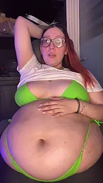 Snapshot of NiickyJones chatting on 04-10-26, 10:25 NiickyJones online show from 04-10-26, 10:25