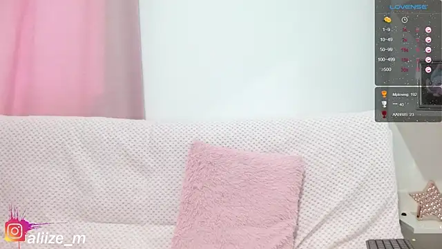 aliicee m online show from 01-07-25, 09:57