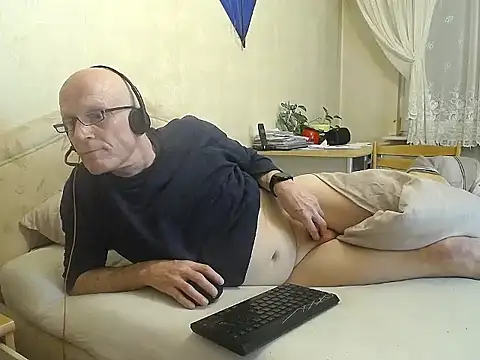 HornyRalfi55 online show from 02-11-26, 05:07