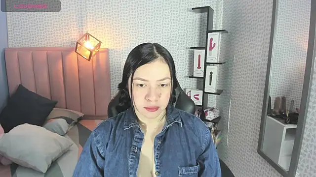 Snapshot of megancero chatting on 01-09-26, 12:30 megancero online show from 01-09-26, 12:30