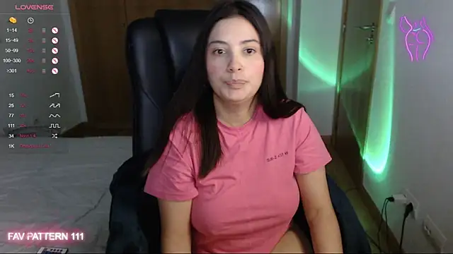 AnnaQueen online show from 01-06-25, 10:47