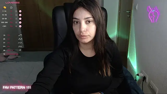 AnnaQueen online show from 01-27-25, 10:06