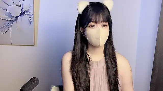 Snapshot of koneko- chatting on 01-04-25, 01:53 koneko- online show from 01-04-25, 01:53