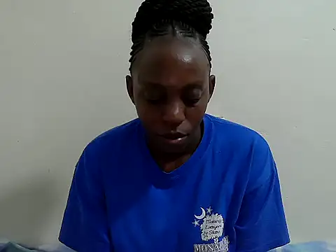 Snapshot of lizbela1 chatting on 06-21-26, 07:05 lizbela1 online show from 06-21-26, 07:05