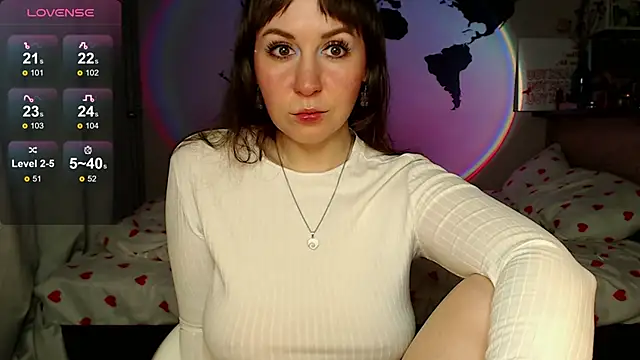 Snapshot of missgenevaonceagain_ chatting on 06-17-26, 08:32 missgenevaonceagain online show from 06-17-26, 08:32