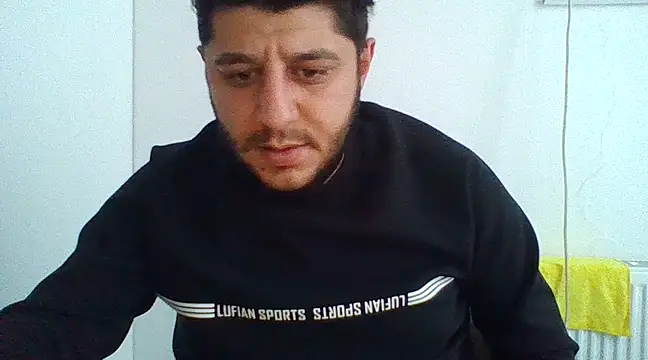 Snapshot of erkekkkadam chatting on 12-08-24, 02:09 erkekkkadam online show from 12-08-24, 02:09