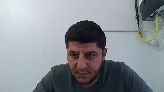 Snapshot of erkekkkadam chatting on 03-17-25, 03:07 erkekkkadam online show from 03-17-25, 03:07