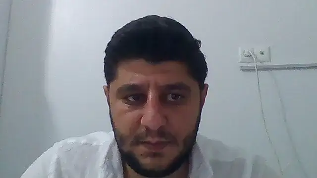 Snapshot of erkekkkadam chatting on 10-25-25, 04:13 erkekkkadam online show from 10-25-25, 04:13