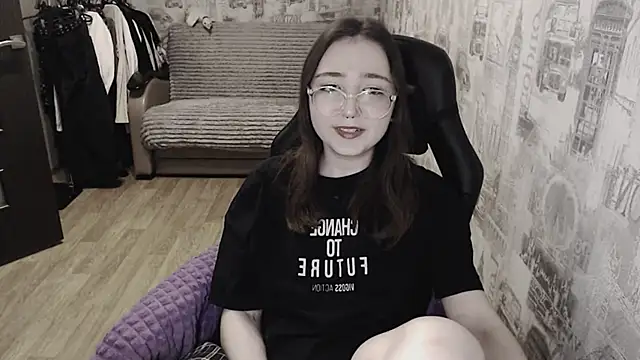 AmeliaKamishiro online show from 02-14-25, 07:54