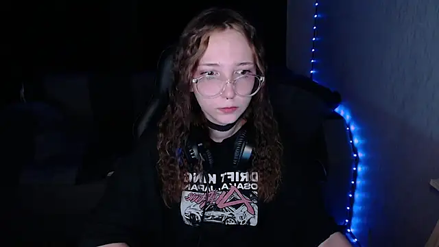 AmeliaKamishiro online show from 10-07-25, 08:06