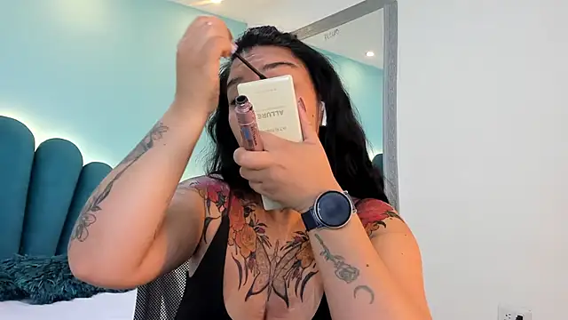 sharlott18 online show from 02-10-26, 12:42