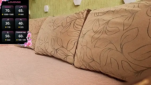 Snapshot of Miss_Flexi_fit chatting on 03-18-26, 06:27 Miss Flexi fit online show from 03-18-26, 06:27