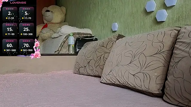 Snapshot of Miss_Flexi_fit chatting on 03-31-26, 08:04 Miss Flexi fit online show from 03-31-26, 08:04