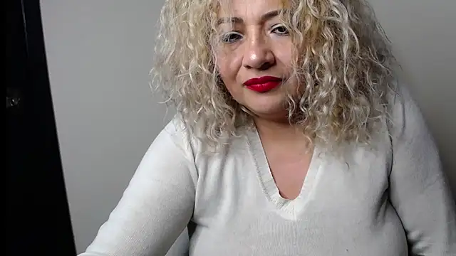 MariaJoseBarraza online show from 03-11-25, 08:53