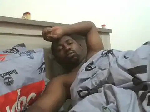 Snapshot of Tonton1988 chatting on 01-20-25, 08:09 Tonton1988 online show from 01-20-25, 08:09