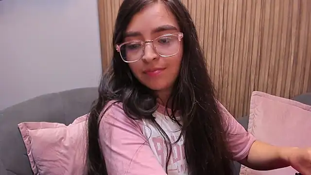 Eva Macalliter online show from 01-08-25, 11:54