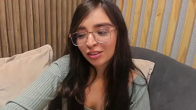 Eva Macalliter online show from 03-19-25, 08:55