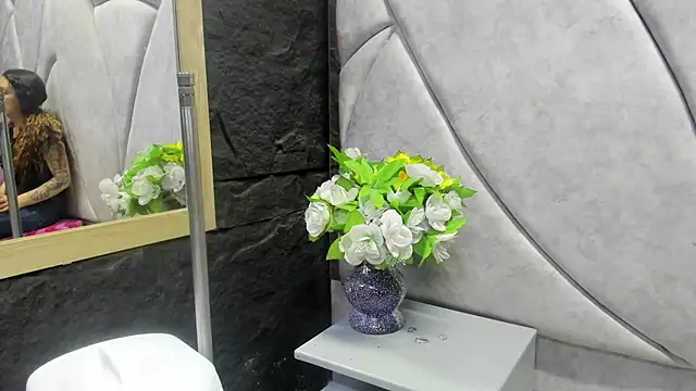 Snapshot of HornySlut69_ chatting on 03-26-26, 12:55 HornySlut69 online show from 03-26-26, 12:55