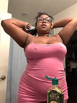 SweetHoneyBunz online show from 07-17-26, 04:34