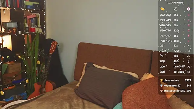 Snapshot of bananya_kitty chatting on 02-16-26, 12:12 bananya kitty online show from 02-16-26, 12:12