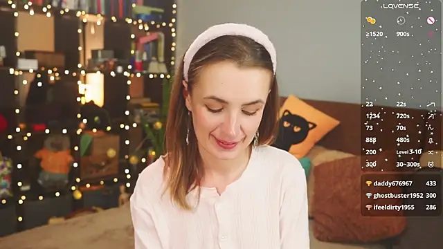 Snapshot of bananya_kitty chatting on 03-22-26, 12:25 bananya kitty online show from 03-22-26, 12:25