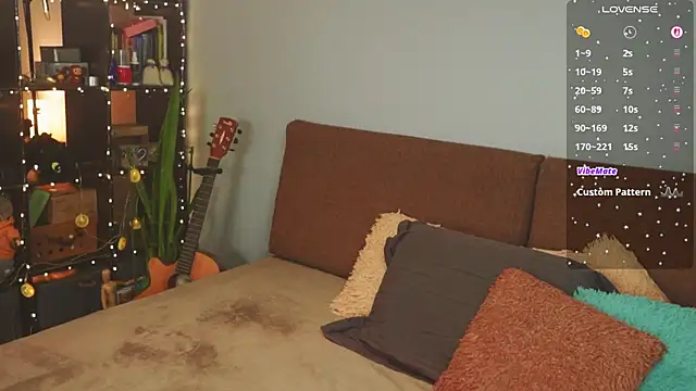 Snapshot of bananya_kitty chatting on 04-06-26, 07:53 bananya kitty online show from 04-06-26, 07:53