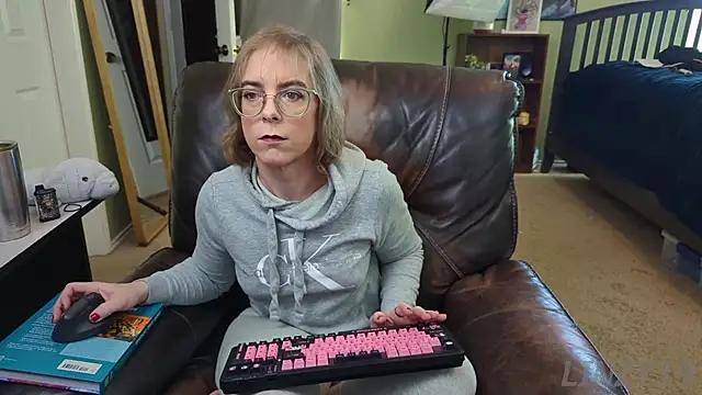 Linzy 19 online show from 01-06-25, 04:55