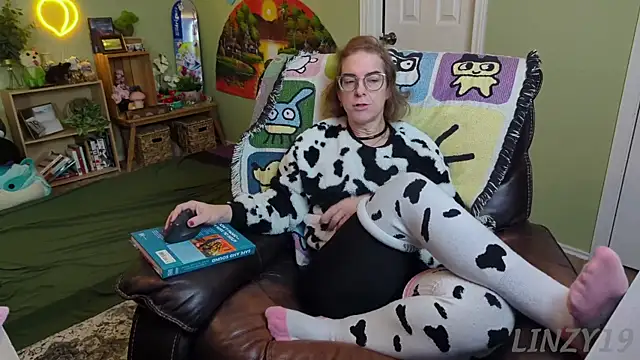 Linzy 19 online show from 02-14-25, 03:26