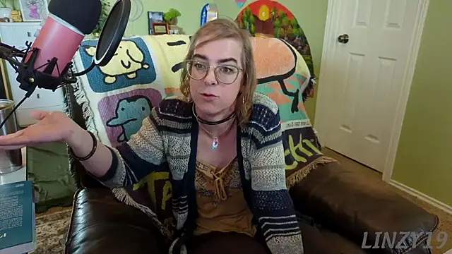 Linzy 19 online show from 02-27-25, 08:31