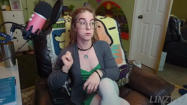 Linzy 19 online show from 03-04-25, 05:56