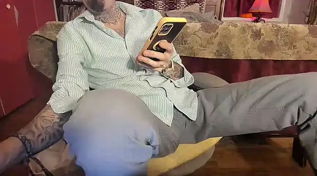 RoosterWabbit online show from 03-23-25, 05:00