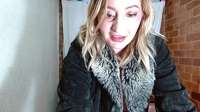 rashellroses22 online show from 12-30-24, 10:23