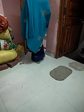 Snapshot of COUPLLE_VILLAGE chatting on 02-04-26, 04:13 COUPLLE VILLAGE online show from 02-04-26, 04:13