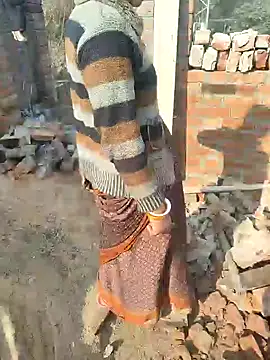 Snapshot of COUPLLE_VILLAGE chatting on 02-06-26, 03:44 COUPLLE VILLAGE online show from 02-06-26, 03:44