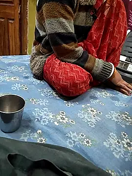 Snapshot of COUPLLE_VILLAGE chatting on 02-11-26, 04:28 COUPLLE VILLAGE online show from 02-11-26, 04:28