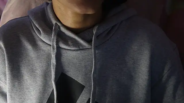 Snapshot of -AyeshaSinghania- chatting on 11-25-25, 10:15 -AyeshaSinghania- online show from 11-25-25, 10:15