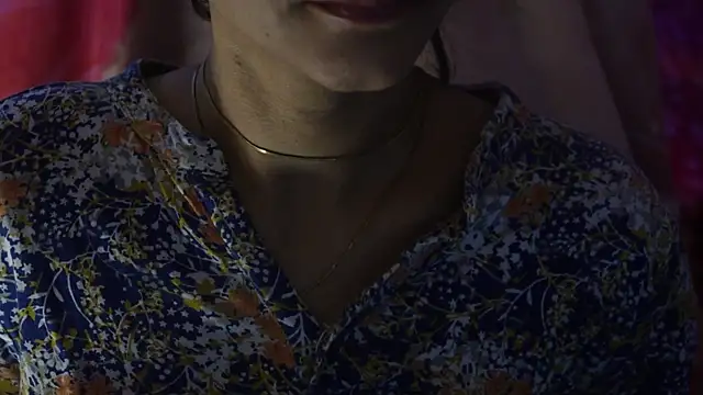 Snapshot of -AyeshaSinghania- chatting on 11-26-25, 10:05 -AyeshaSinghania- online show from 11-26-25, 10:05